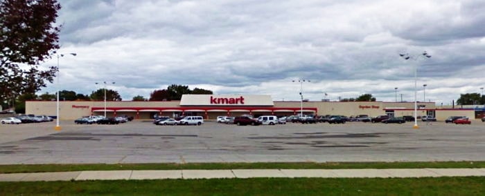 K-Mart (Kmart) - St Clair Shores - 22801 Harper Ave (newer photo)